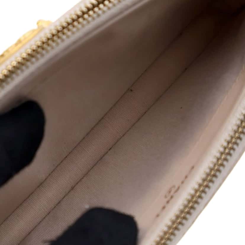 Chanel Small Chevron Crumpled Lambskin Boy Clutch With Chain Brown Leather Good condition - Model View