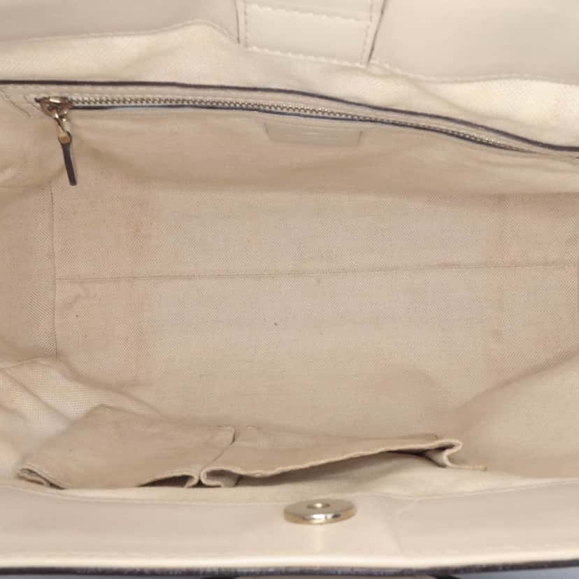 Gucci GG Canvas Mayfair Tote Brown Canvas Good condition - Model View