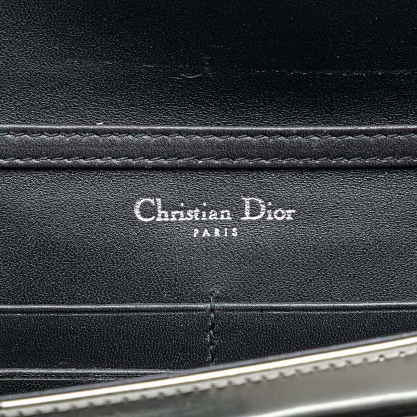 Dior Metallic Patent Microcannage Diorama Wallet on Chain Silver Leather Good condition - Box View