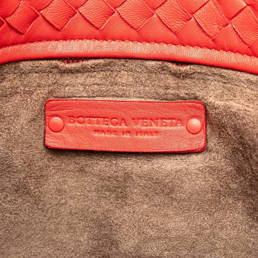 Bottega Veneta Nappa Intrecciato Ruffle Tote Red Leather Good condition - Box View