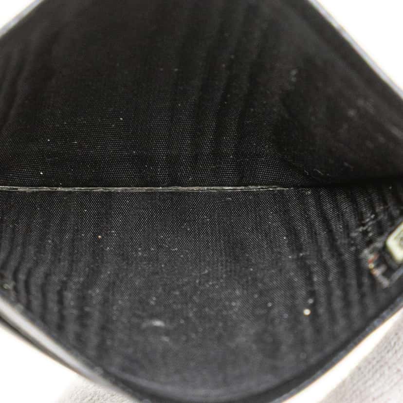 Chanel CC Goatskin Card Holder Black Leather Good condition - Model View
