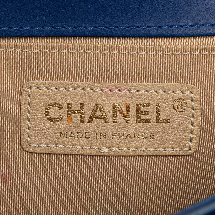 Chanel Small Woven Lambskin Chateau Boy Flap Blue Leather Good condition - Box View