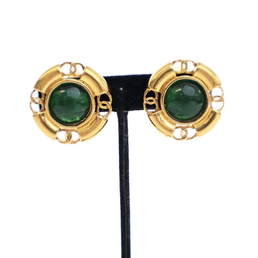 Chanel Gold Plated Gripoix Round Clip On Earrings Gold Metal Good condition - Box View