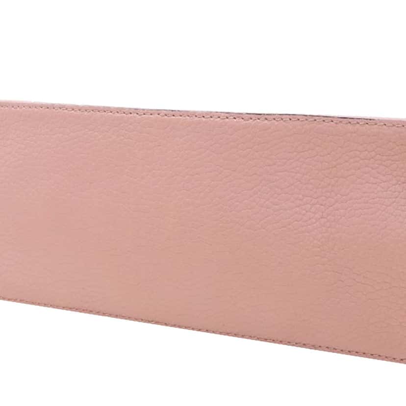 Louis Vuitton Taurillon Capucines PM Pink Leather Good condition - Model View