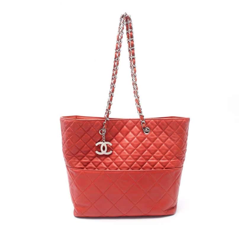 Chanel CC Quilted Lambskin Chain Tote Red Leather Good condition - Front View