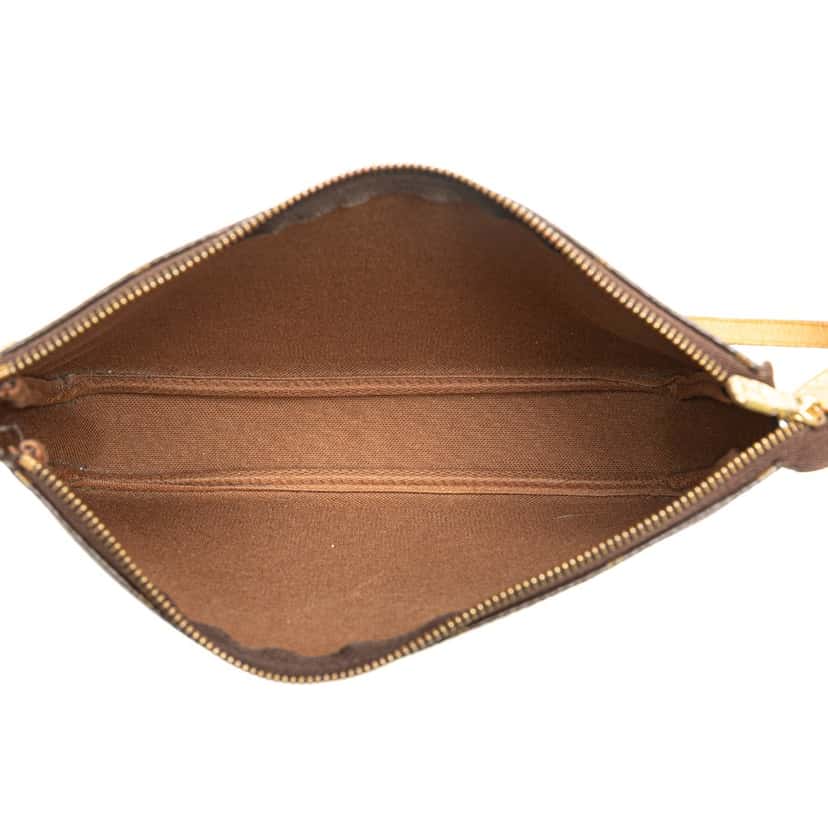 Louis Vuitton Monogram Pochette Accessoires Brown Canvas Good condition - Model View