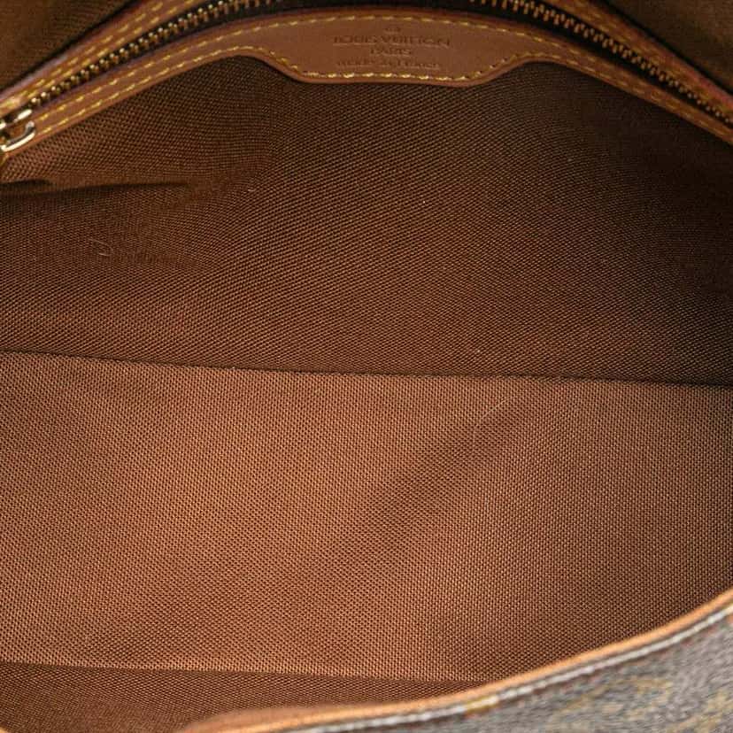 Louis Vuitton Monogram Mini Looping Brown Canvas Good condition - Model View