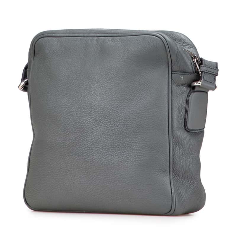 Gucci Medium Pebbled Calfskin Soho Messenger Bag Grey Leather Good condition - Back View