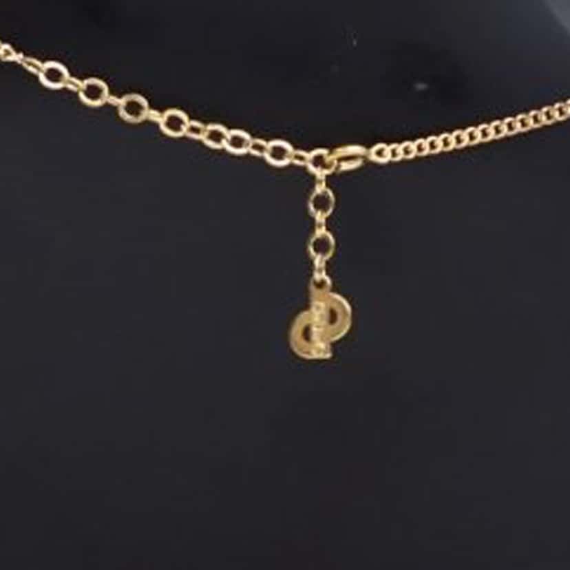 Dior Gold Plated Crystal Pendant Necklace Gold Metal Good condition - Model View