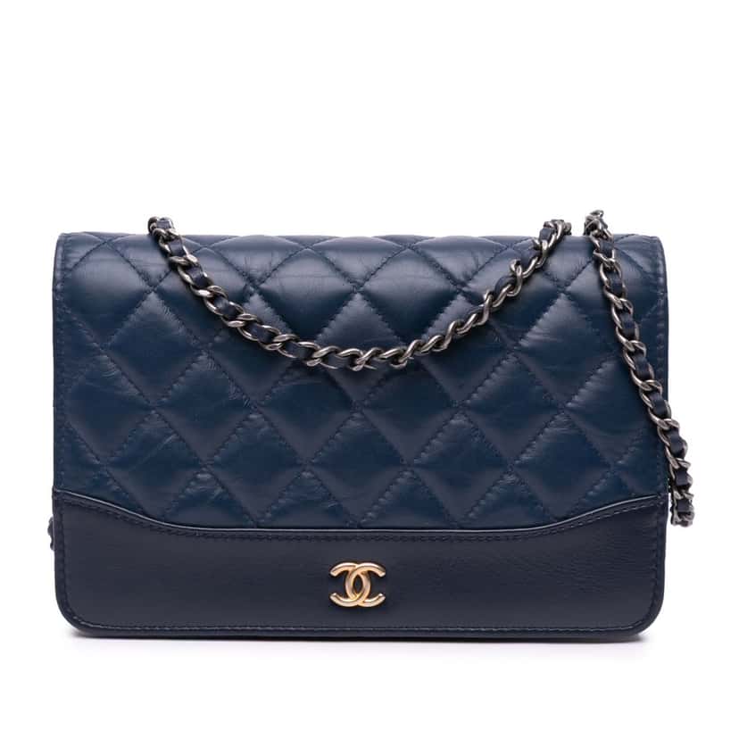 Chanel Quilted Aged Calfskin Gabrielle Wallet On Chain Blue Leather Good condition - Front View