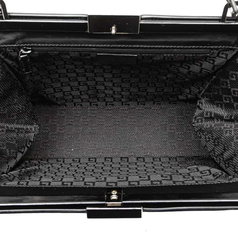 Gucci Patent Frame Handbag Black Leather Good condition - Model View