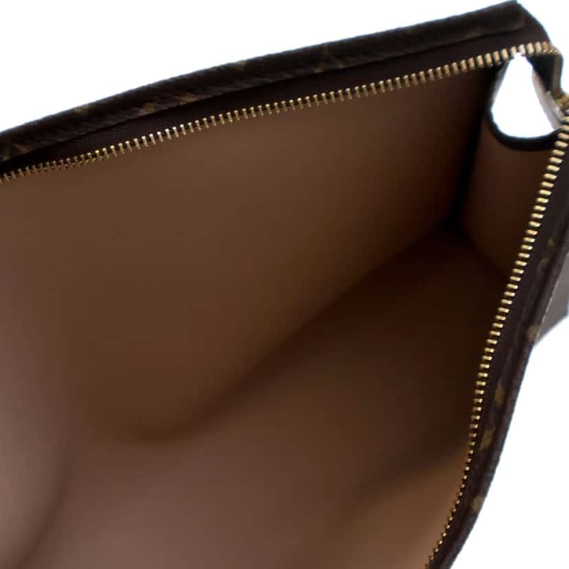 Louis Vuitton Monogram Toiletry Pouch 26 Brown Canvas Good condition - Model View