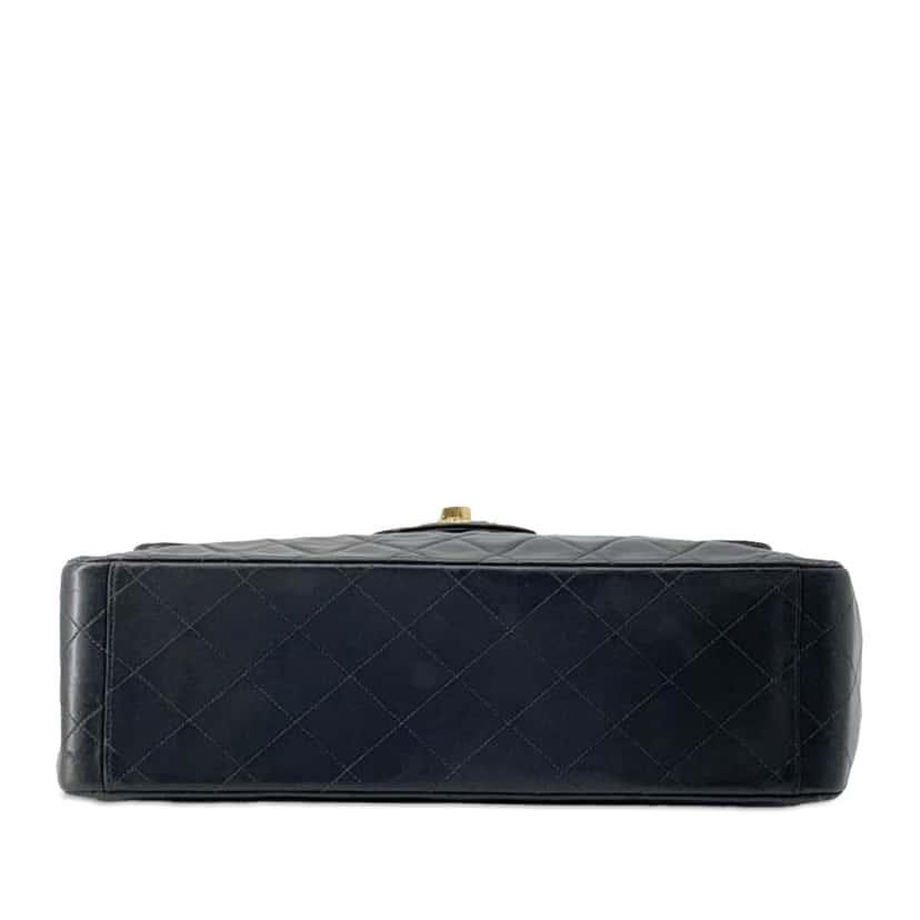 Chanel Jumbo XL Classic Lambskin Single Flap Black Leather Good condition - Inside View