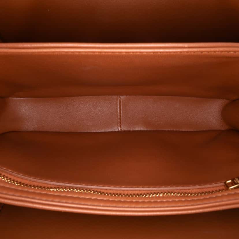 Celine Classique Natural Calfskin Triomphe Crossbody Brown Leather Good condition - Model View