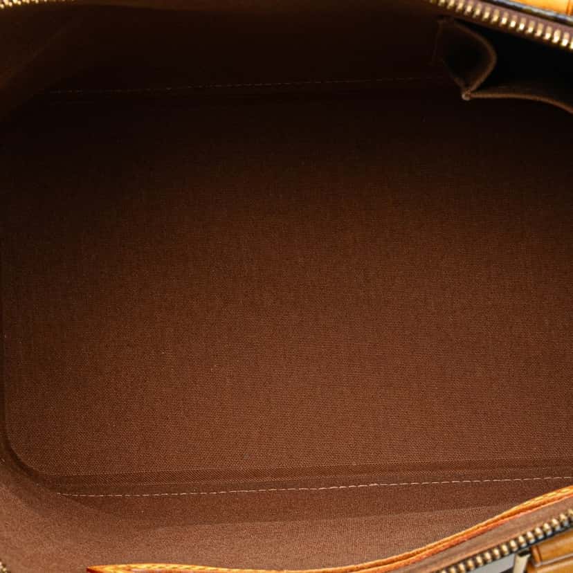 Louis Vuitton Monogram Alma PM Brown Canvas Good condition - Model View
