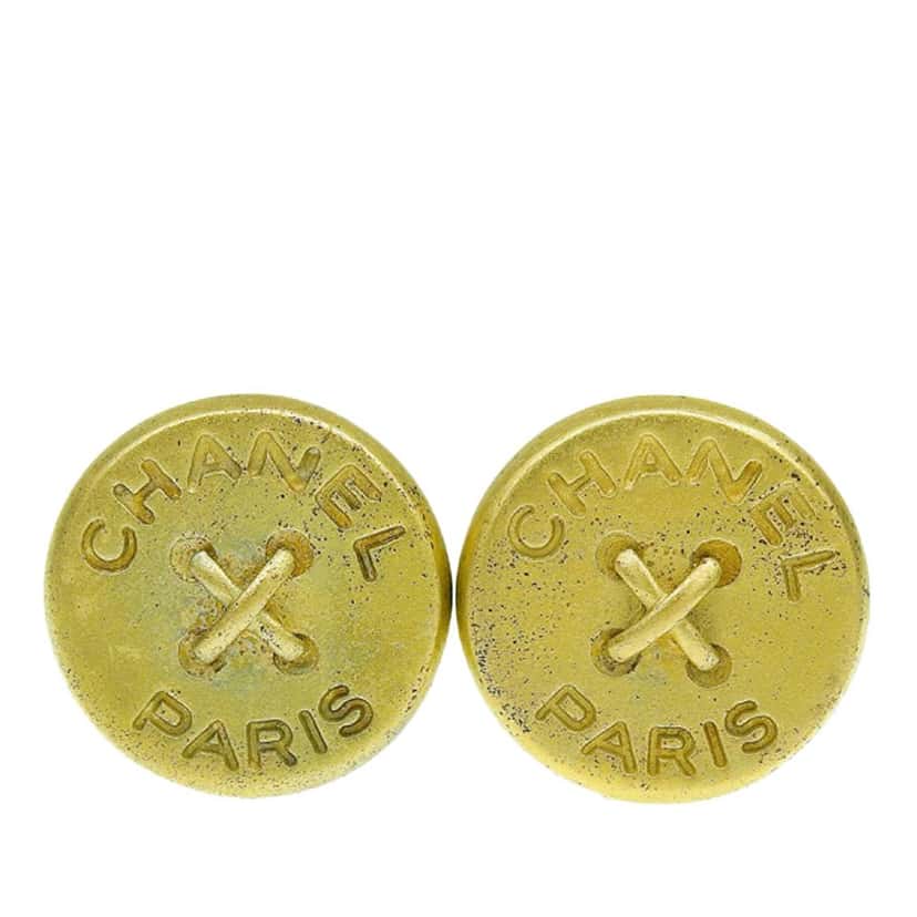 Chanel Gold Plated Logo Round Button Clip On Earrings Gold Metal Good condition - Front View