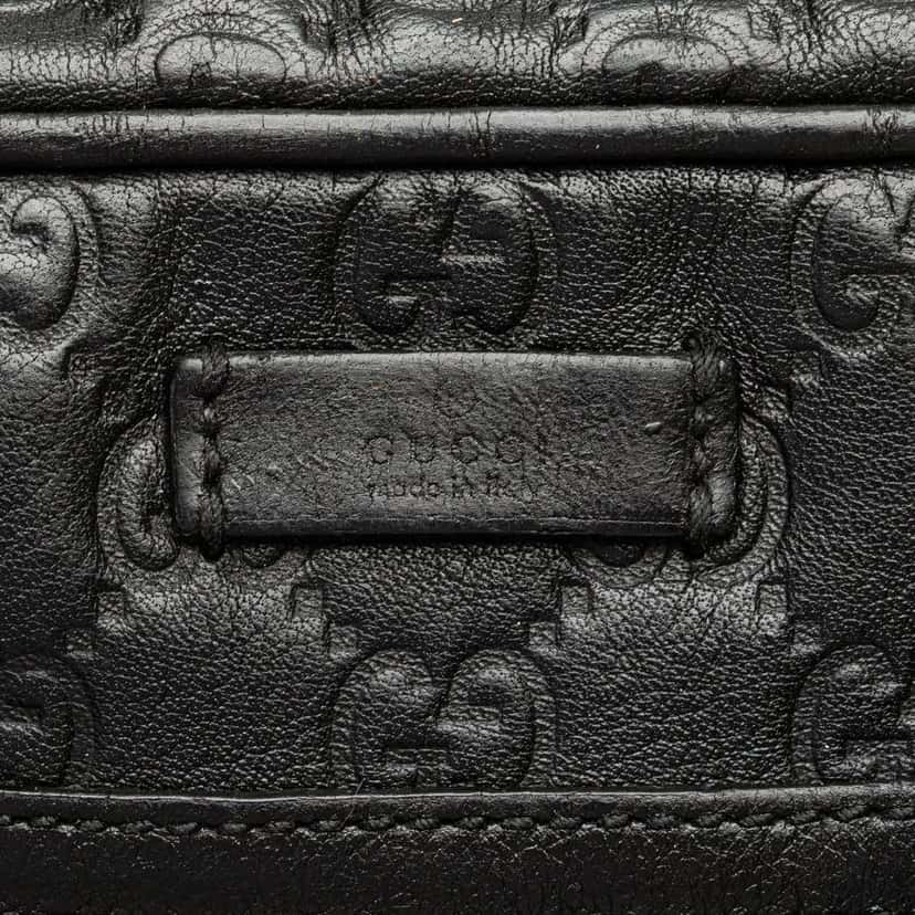 Gucci Guccissima Crossbody Black Leather Good condition - Box View