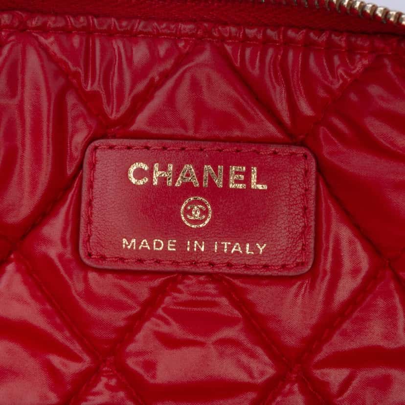 Chanel Medium Quilted Lambskin Casino Charms O Case Clutch Red Leather Good condition - Box View