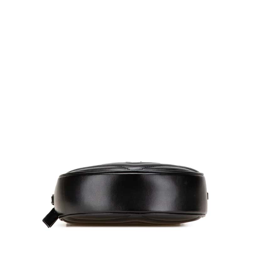 Saint Laurent Chevron Calfskin Round Vinyle Camera Bag Black Leather Very good condition - Inside View