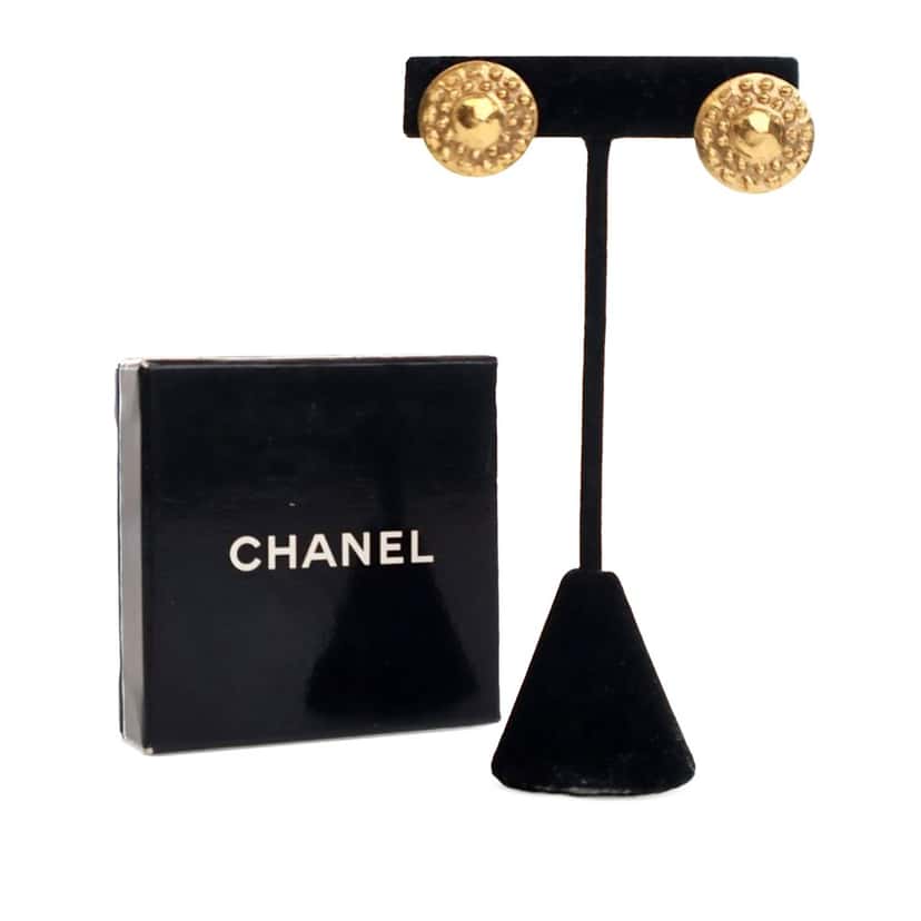 Chanel Gold Plated Round Clip On Earrings Gold Metal Good condition - Box View