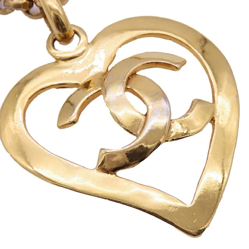 Chanel CC Gold Plated Heart Pendant Necklace Gold Metal Good condition - Inside View
