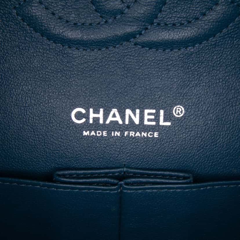 Chanel Medium Classic Caviar Double Flap Blue Leather Good condition - Box View