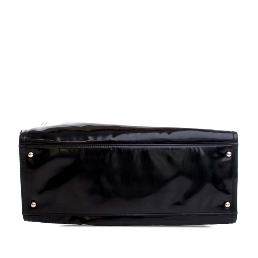 Chanel Patent CC Lipstick Tote Black Leather Good condition - Inside View