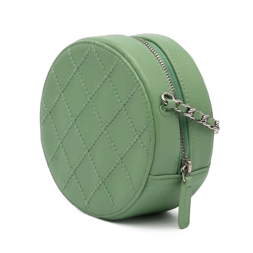 Chanel Quilted Lambskin Ultimate Stitch Round Clutch With Chain Green Leather Good condition - Back View