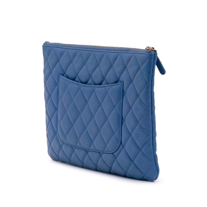 Chanel Medium Quilted Lambskin O Case Clutch Blue Leather Good condition - Back View