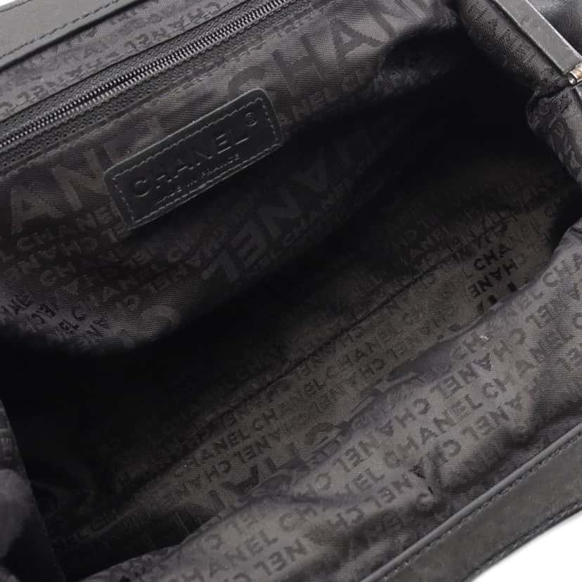 Chanel Lambskin Camellia Handbag Black Leather Good condition - Inside View