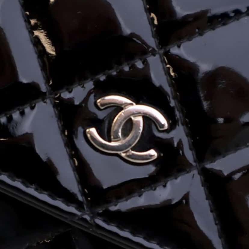 Chanel CC Quilted Patent Wallet On Chain Black Leather Good condition - Box View