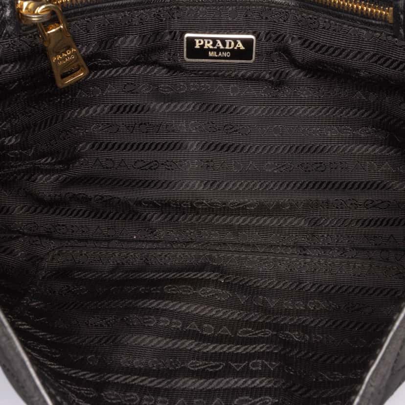 Prada Impuntu Tessuto Chain Crossbody Black Good condition - Model View
