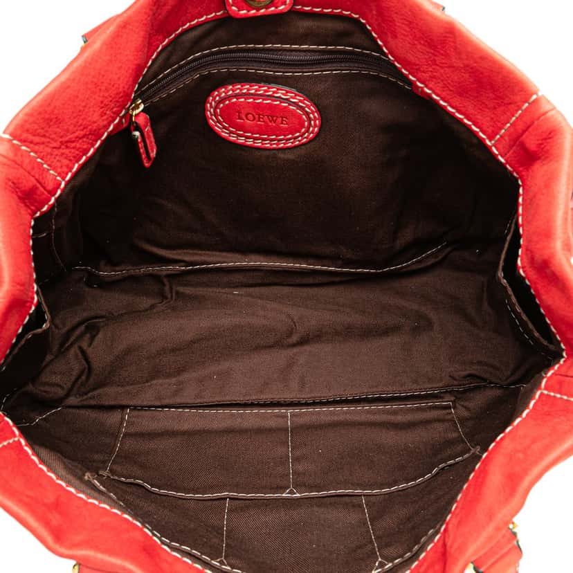 Loewe Nubuck Anagram Madrid Fringe Shoulder Bag Red Leather Very good condition - Model View