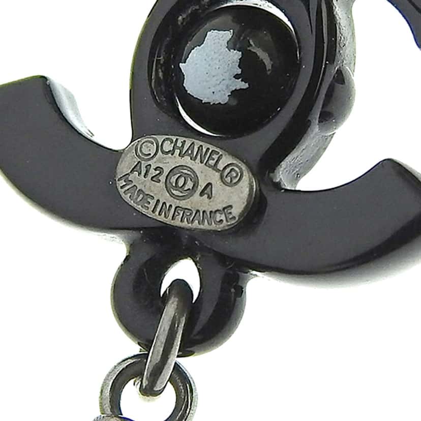Chanel CC Plastic Drop Push Back Earrings Black Good condition - Inside View