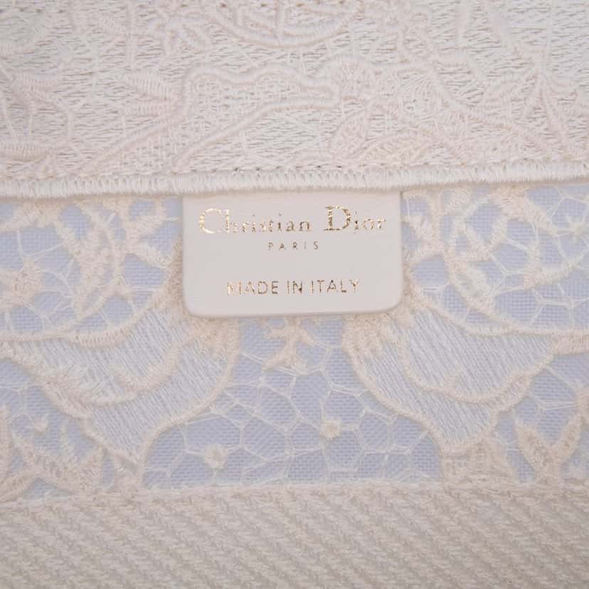 Dior Medium Canvas D Lace Sun Embroidery Book Tote White Canvas Good condition - Box View