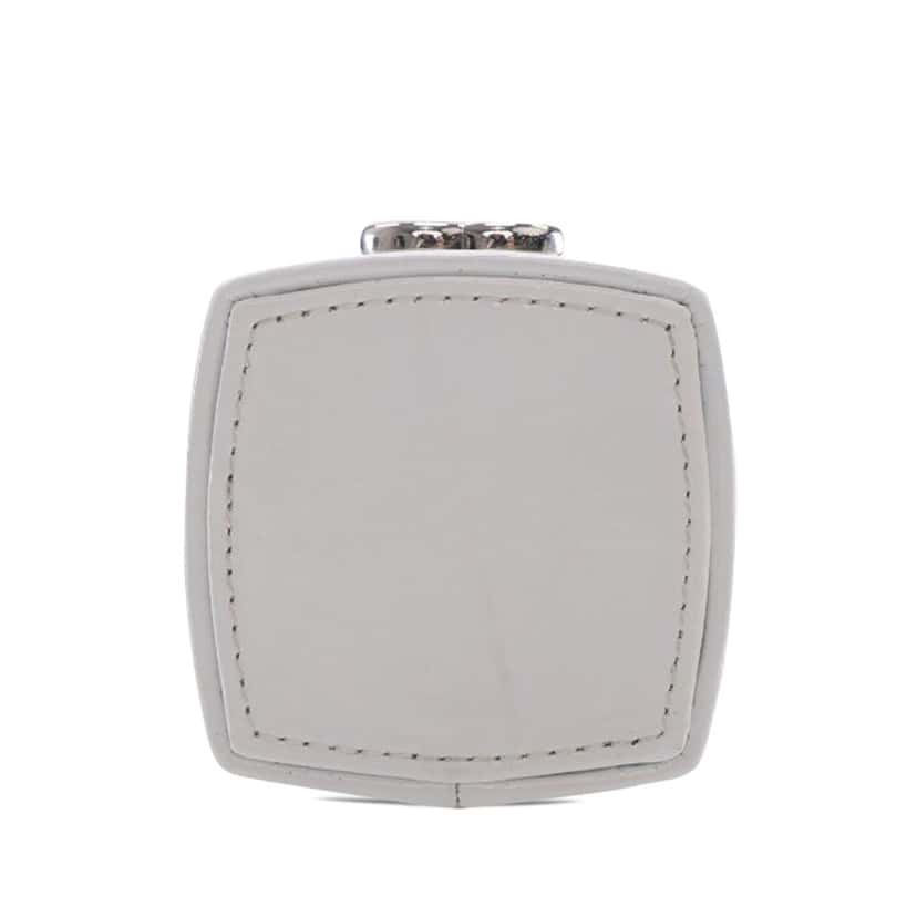 Chanel Patent Goatskin Make-Up Box Clutch With Chain White Leather Very good condition - Inside View