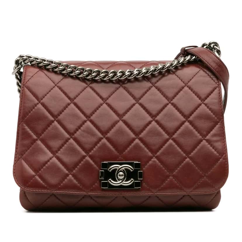 Chanel Quilted Lambskin Boy Three Compartment Flap Red Leather Good condition - Front View