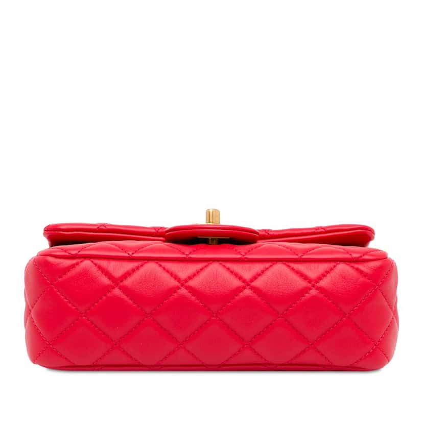 Chanel Mini Rectangular Lambskin Pearl Crush Flap Red Leather Good condition - Model View