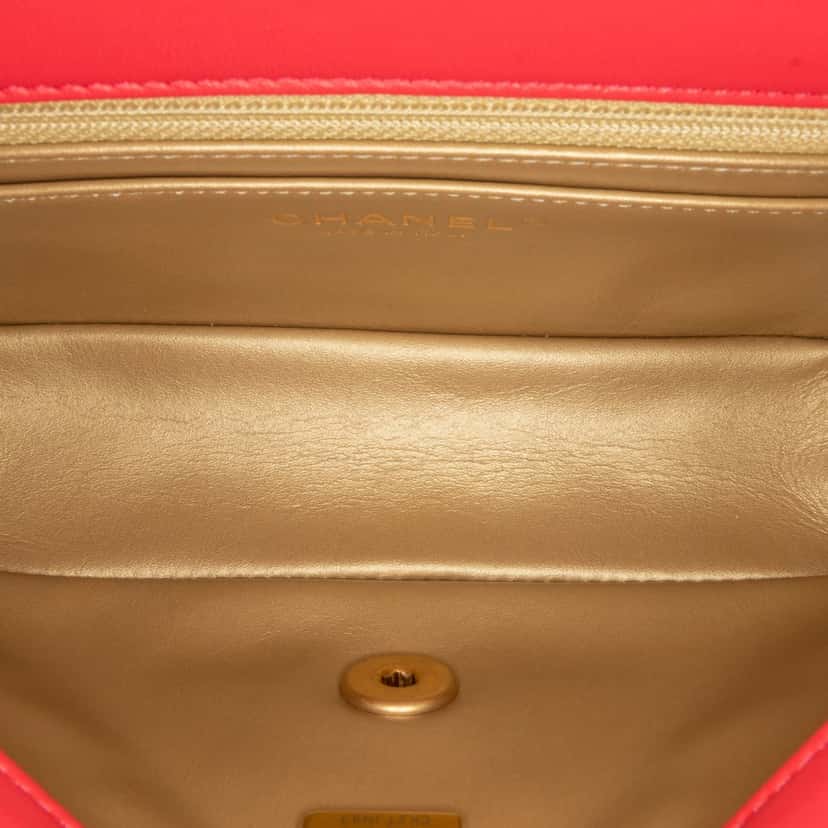 Chanel Mini Rectangular Lambskin Pearl Crush Flap Red Leather Good condition - Box View