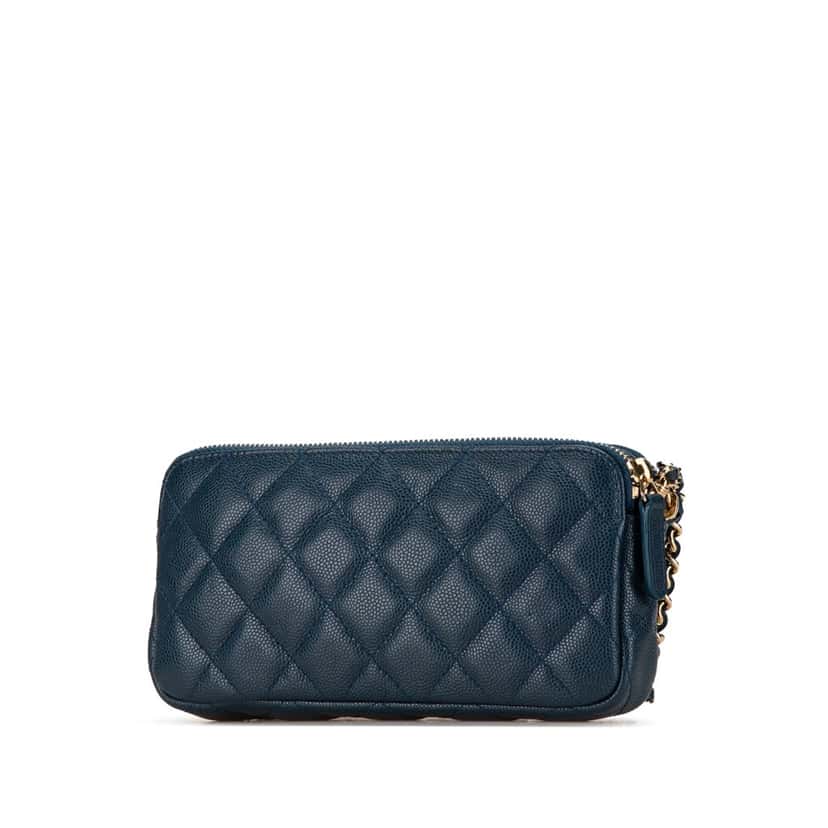Chanel Quilted Caviar Clutch with Chain Blue Leather Good condition - Back View