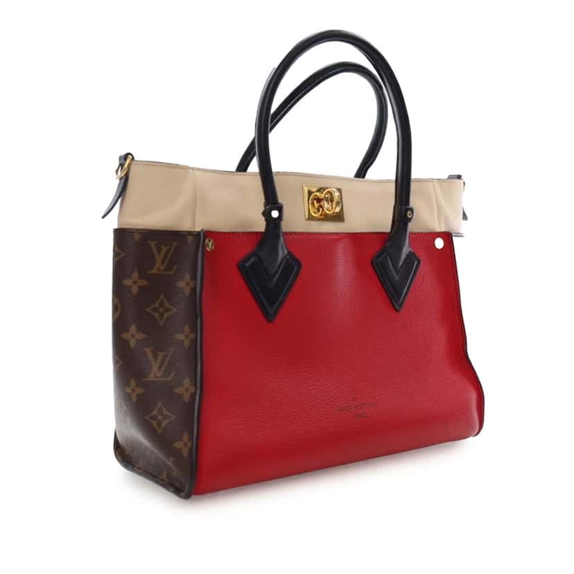 Louis Vuitton Monogram On My Side MM Red Leather Good condition - Model View