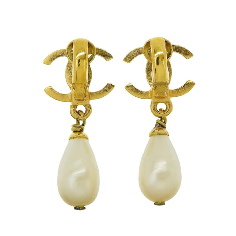 Chanel Gold Plated CC Faux Pearl Drop Clip on Earrings Gold Metal Good condition - Back View
