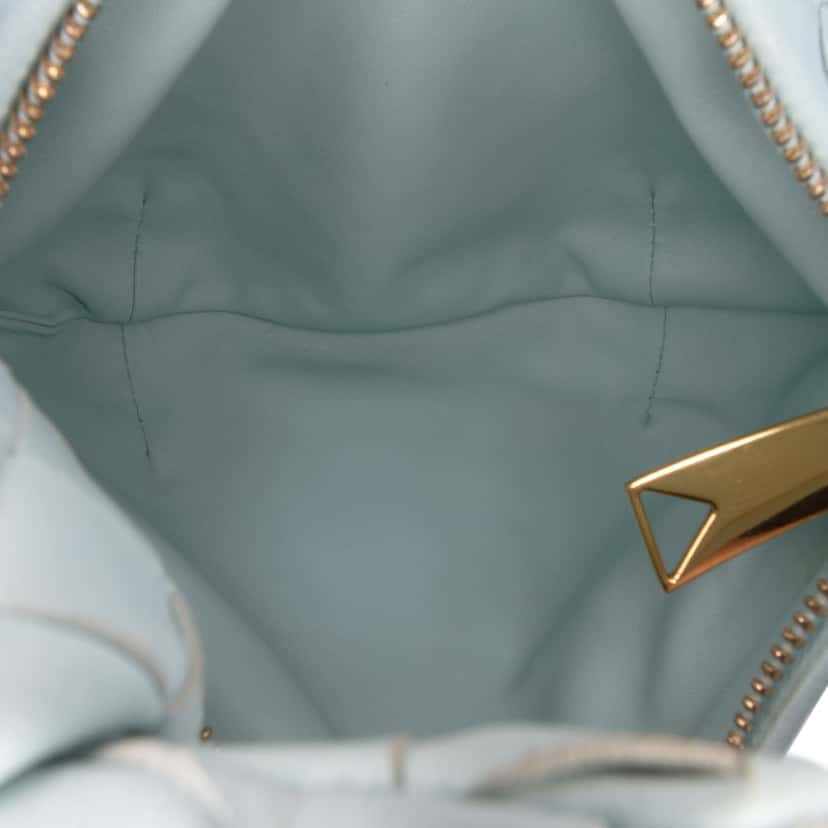 Bottega Veneta Mini Nappa Intrecciato Jodie Blue Leather Good condition - Model View