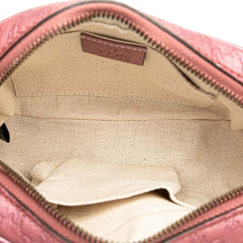 Gucci Metallic Microguccissima Sunshine Disco Camera Bag Pink Leather Good condition - Model View