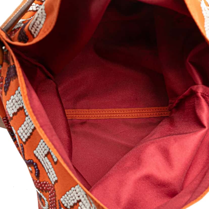 Hermès Silk and Barenia Kelly En Perles Silky City 33 Orange Silk Good condition - Model View
