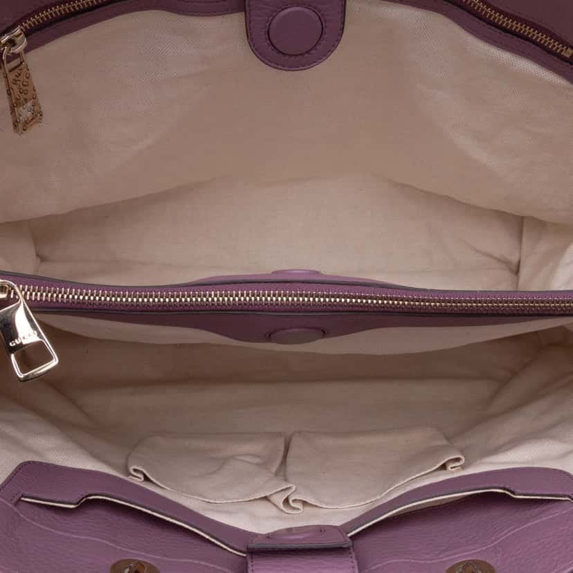 Gucci Large Calfskin Bamboo Shopper Satchel Purple Leather Good condition - Model View