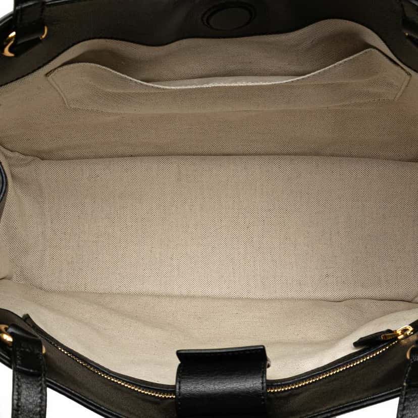 Gucci Medium Leather Horsebit 1955 Tote Black Leather Good condition - Model View