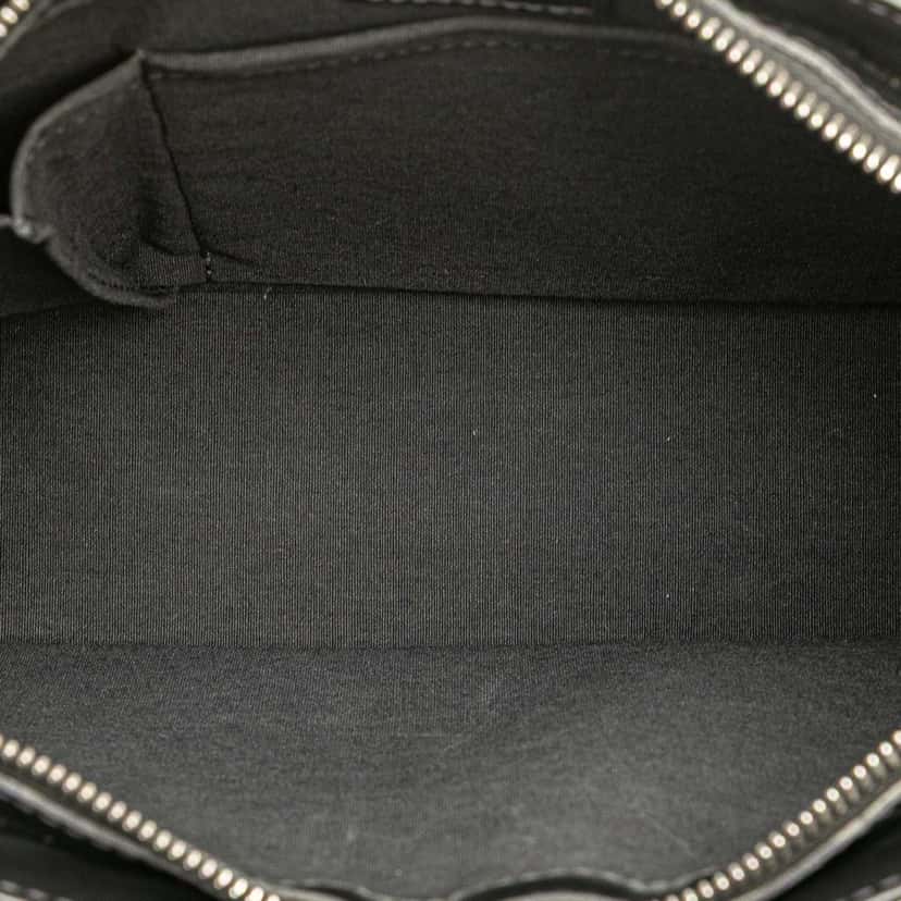 Louis Vuitton Monogram Mat Alston Grey Leather Good condition - Model View