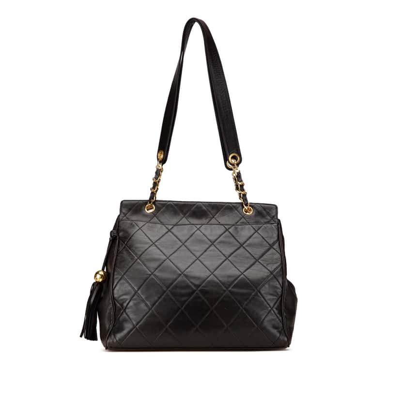 Chanel Quilted Lambskin Tassel Chain Shoulder Bag Black Leather Good condition - Front View