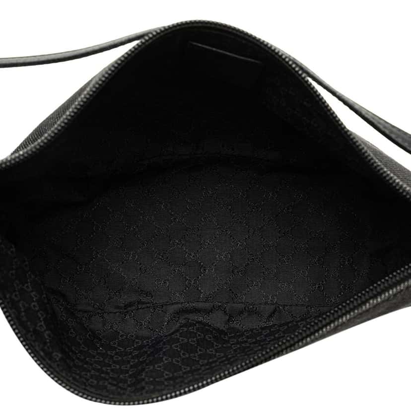 Gucci Denim Boat Shoulder Bag Black Denim Good condition - Box View